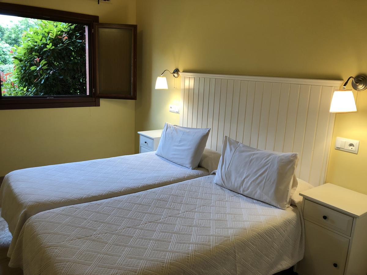 Apartamentos El Guindal Tapia De Casariego Eksteriør billede