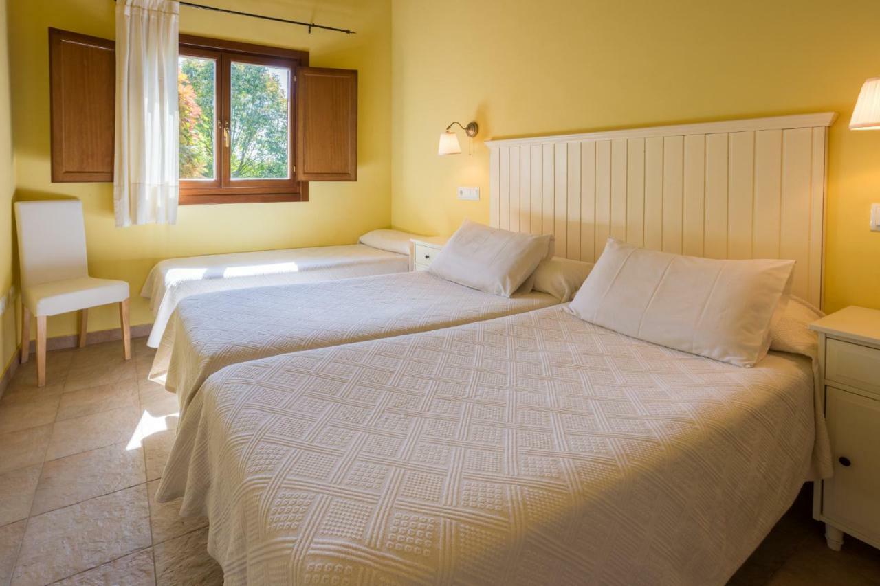 Apartamentos El Guindal Tapia De Casariego Eksteriør billede